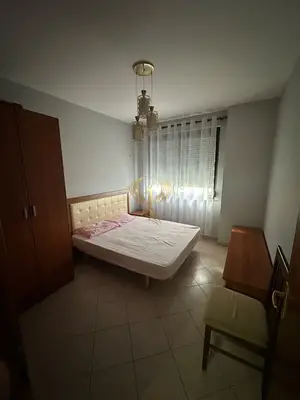 Appartamento 1+1 in affitto a Bulevardi Bajram Curri, Tirana, 60 m². Foto 3 di 4