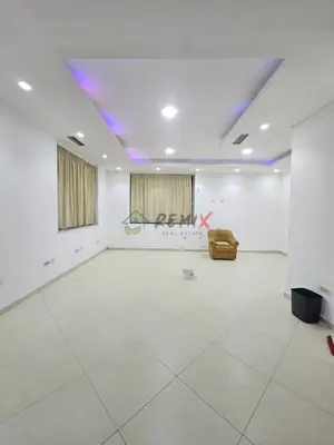 Commercial space for rent in Rruga Vellazerimi, Durrës, 250 m². Photo 5 of 9