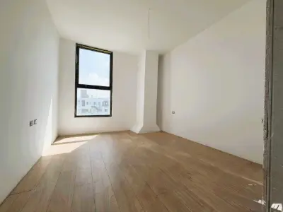 Appartamento 1+1 in vendita a Rruga e Kavajës, Tirana, 71 m². Foto 4 di 5