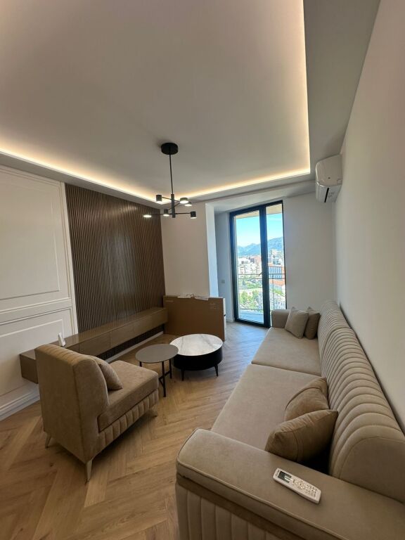 Appartamento 2+1 in affitto a Rruga Mine Peza, Tirana, 120 m². Foto 1 di 3