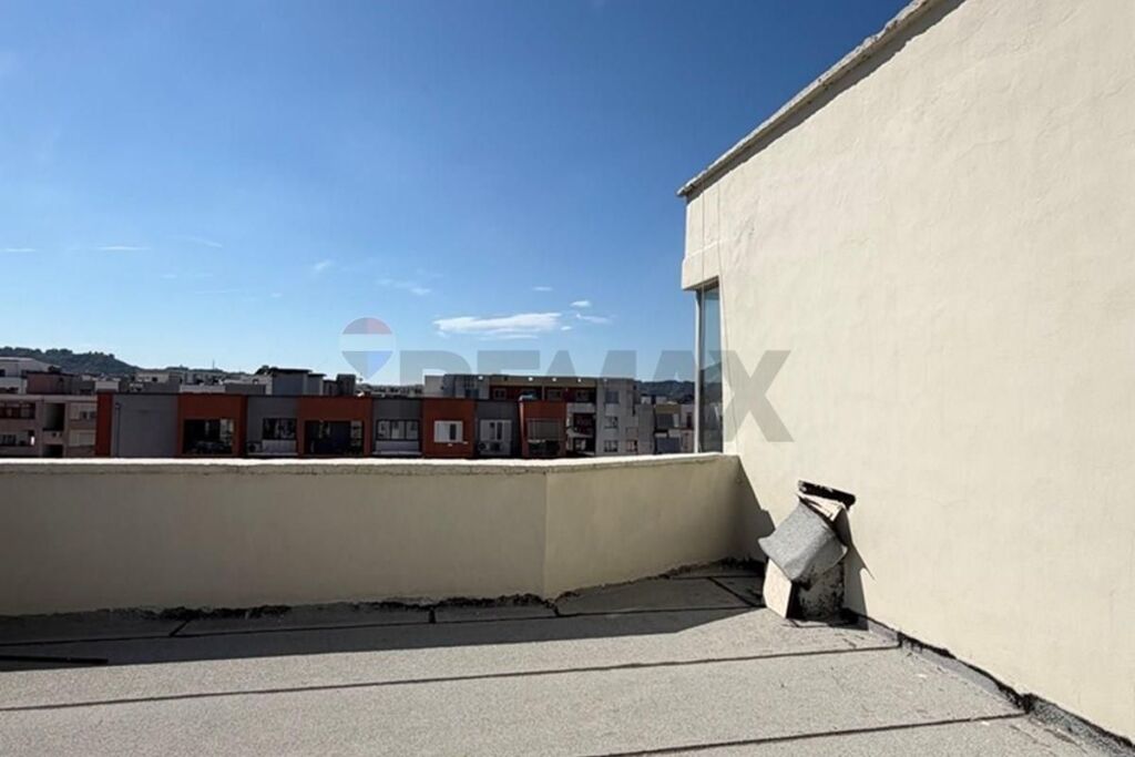 Appartamento in vendita ad Astir, Tirana, 121 m². Foto 3 di 3