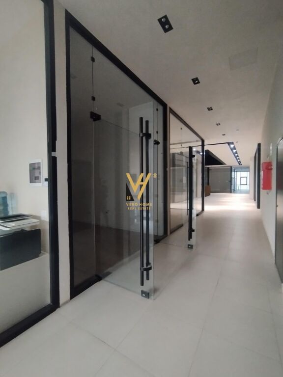 Commercial space for sale in Rruga Mine Peza, Tirana, 27 m². Photo 2 of 2