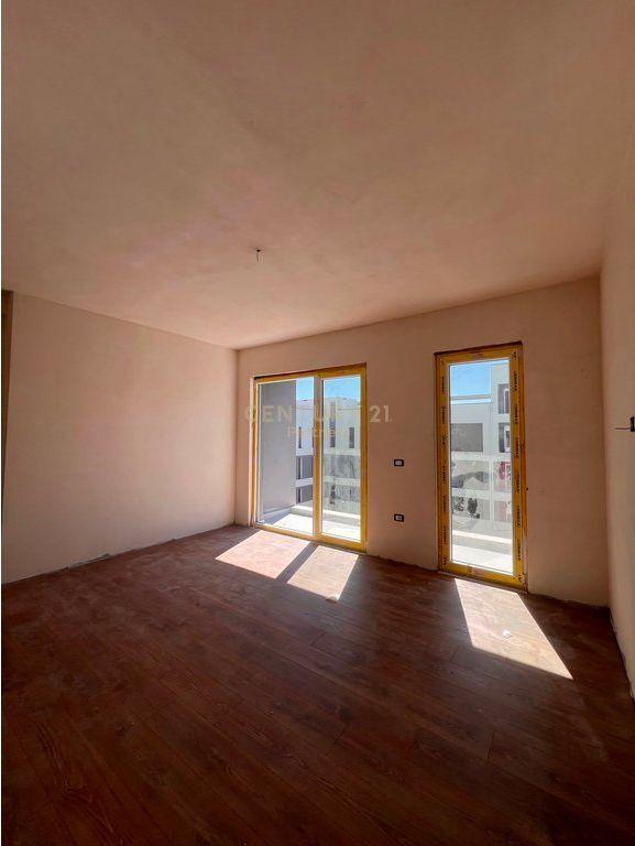 Appartamento 2+1 in vendita a Univers City, Tirana, 91 m²