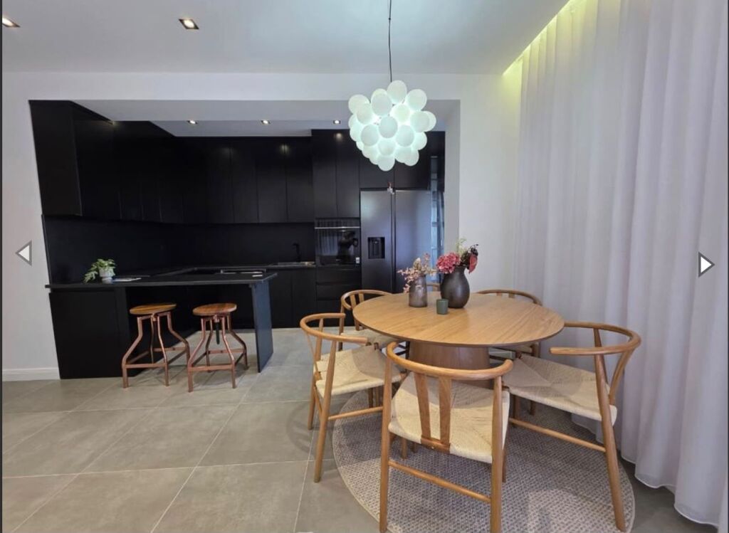 Apartment 3+1 for rent in Kodra e Diellit, Tirana, 142 m². Photo 3 of 3