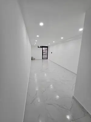 Negozio in vendita a Vasil Shanto, Tirana, 48 m². Foto 6 di 8
