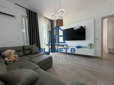 Apartment 1+1 for rent in Plazhi i Vjetër, Vlorë, 70 m². Photo 2 of 8