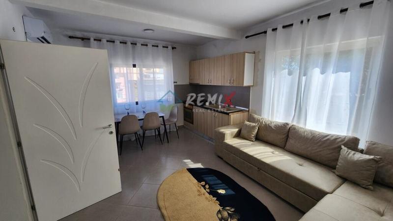 Shtëpi private 2+1 me qera në Muzeumi i Dëshmorëve, Durrës, 150 m²