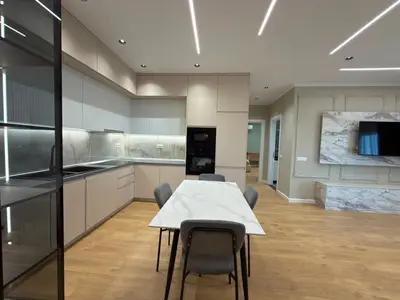 Appartamento 2+1 in affitto a Rruga Panorama e Liqenit, Tirana, 130 m². Foto 3 di 9