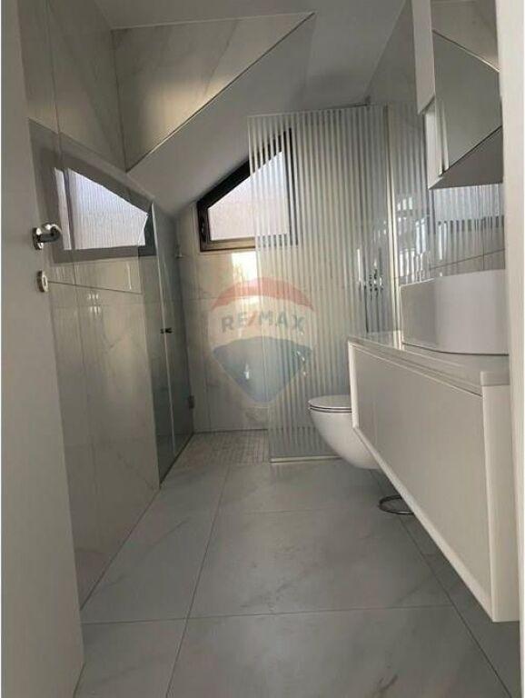 Duplex for sale in Vlorë, 69 m². Photo 2 of 12