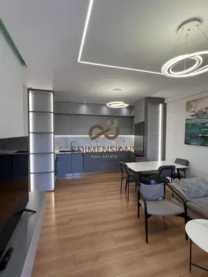 Apartament 2+1 me qera në Rruga 5 Maji, Tiranë, 93 m². Foto 2 nga 10