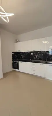 Appartamento 2+1 in affitto a Linzë, Tirana, 80 m². Foto 7 di 8