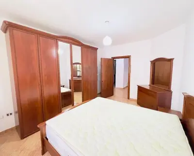 Appartamento 2+1 in affitto a Komuna e Parisit, Tirana, 100 m². Foto 3 di 3