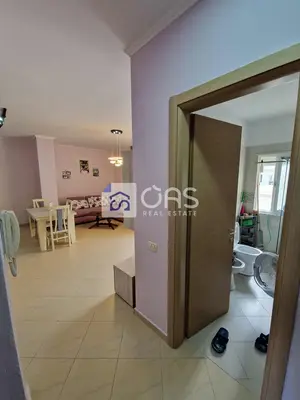 Apartament 2+1 me qera në Fresku, Tiranë, 120 m². Foto 2 nga 7