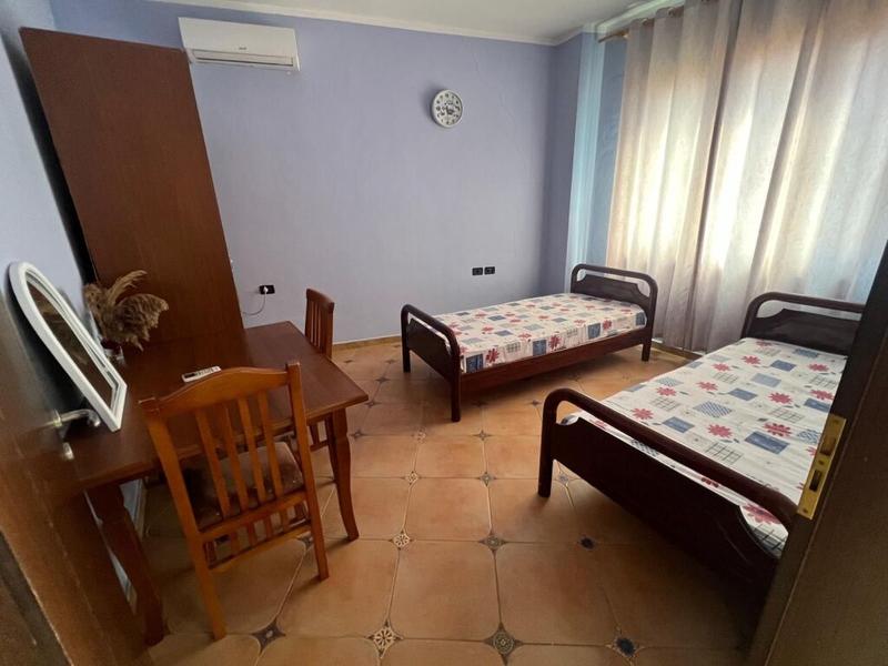 Apartament me qera në Rruga Gjin Gjergji, Tiranë, 80 m². Foto 9 nga 11