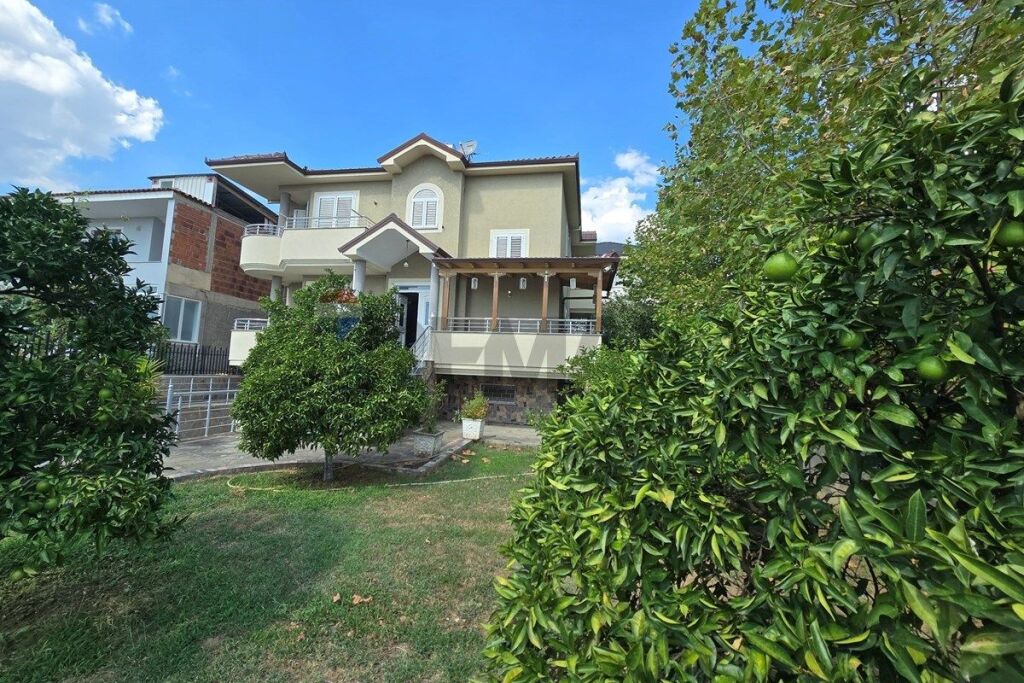 Villa for rent in Paskuqan, Kamëz, 400 m². Photo 2 of 3