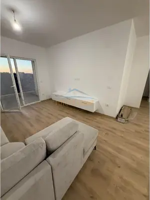 Appartamento 2+1 in vendita a Laprakë, Tirana, 116 m². Foto 2 di 6