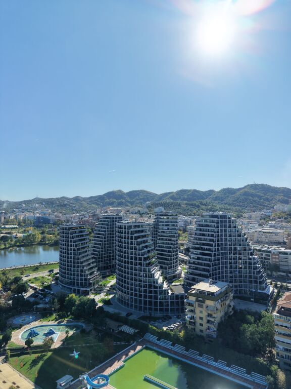 Office for rent in Liqeni i Tiranës, Tirana, 100 m²
