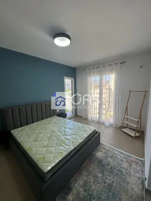 Apartament 1+1 me qera në Bulevardi Zogu I, Tiranë, 79 m². Foto 3 nga 8