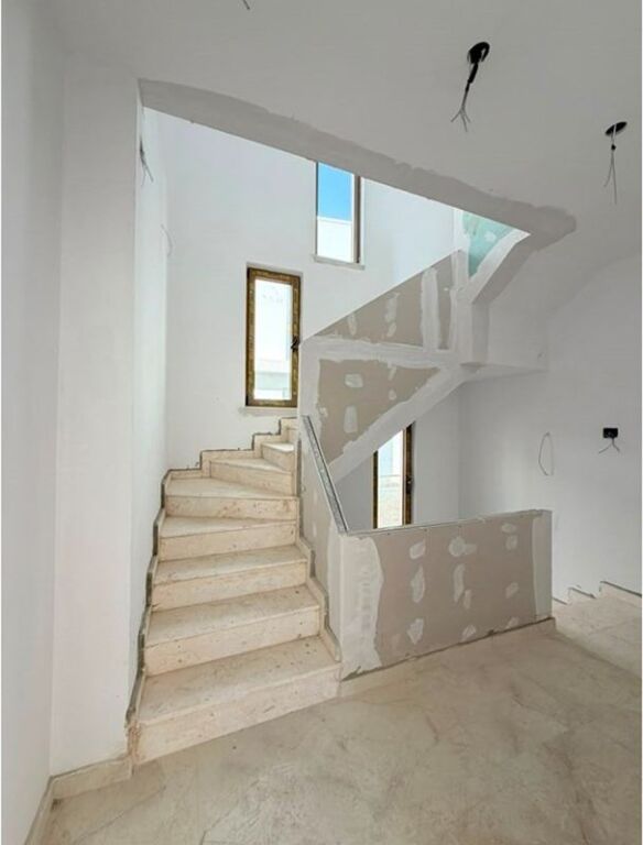 Villa for sale in TEG, Tirana, 334 m². Photo 3 of 3