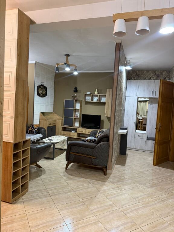 Apartment 3+1 for rent in Astir, Tirana, 100 m². Photo 3 of 3