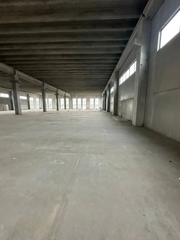 Warehouse for rent in Porto Romano, Durrës, 2,900 m². Photo 1 of 2