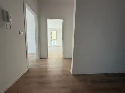 Apartament 2+1 në shitje në Sauk i Vjetër, Tiranë, 85 m². Foto 6 nga 8