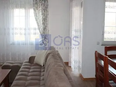 Apartament 2+1 me qera në Rruga 5 Maji, Tiranë, 120 m². Foto 3 nga 7