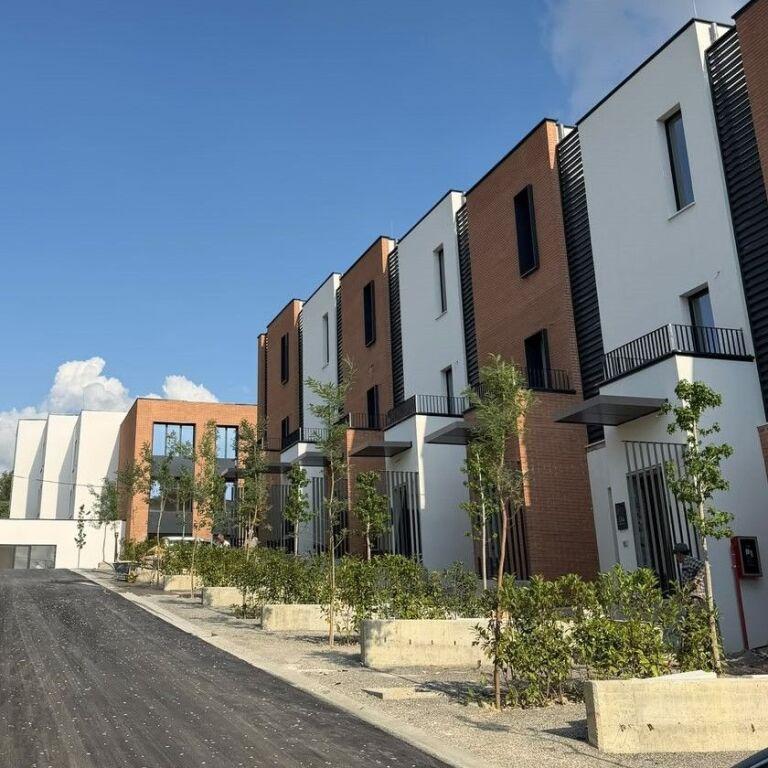 Villa for sale in TEG, Tirana, 279 m²