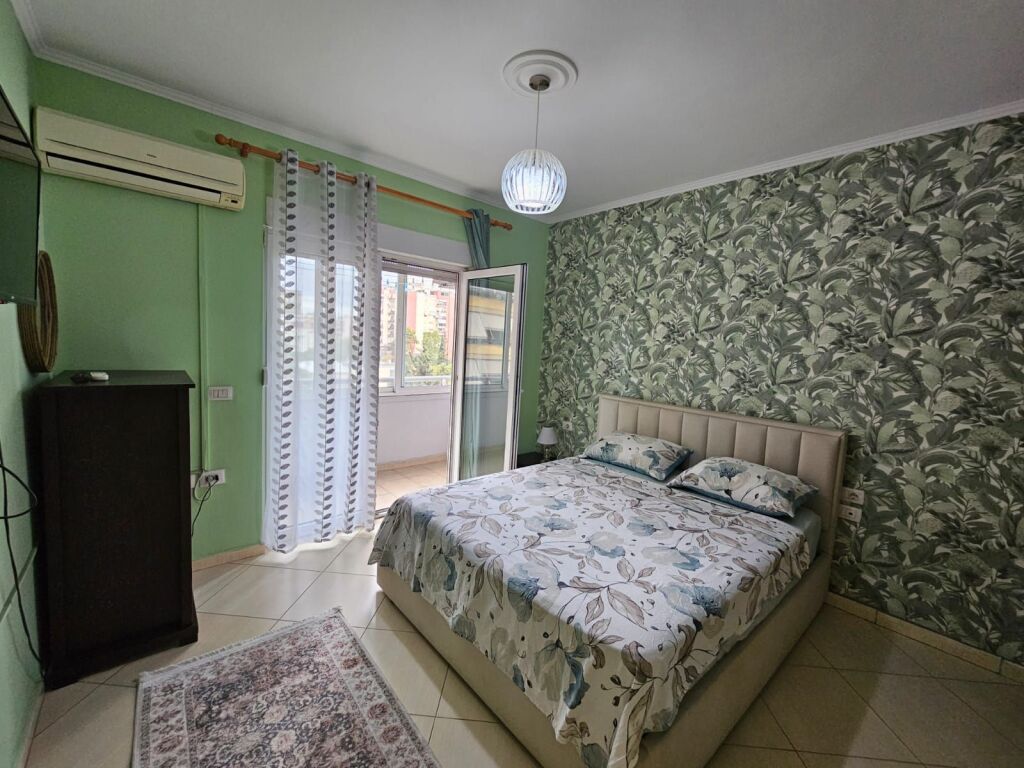 Apartment for rent in Rruga e Elbasanit, Tirana, 98 m². Photo 3 of 3