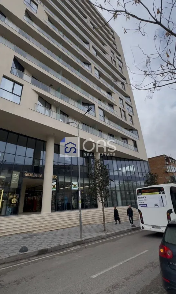 Commercial space for sale in Mine Peza, Tirana, 340 m². Photo 1 of 3