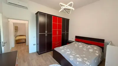 Apartament 2+1 në shitje në Liqeni i Thatë, Tiranë, 130 m². Foto 3 nga 12