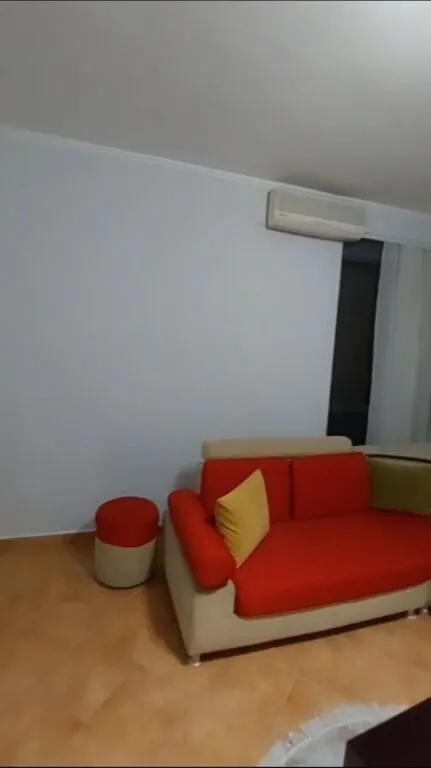 Apartament 1+1 me qera në KAZAZI...Therje, Durrës, 70 m². Foto 1 nga 12