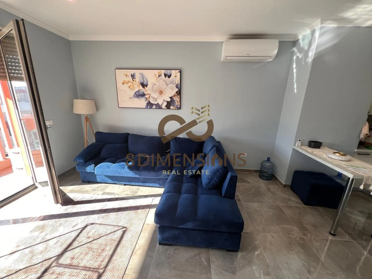 Apartament 1+1 me qera në Rruga Muhamet Gjollesha, Tiranë, 65 m². Foto 1 nga 10