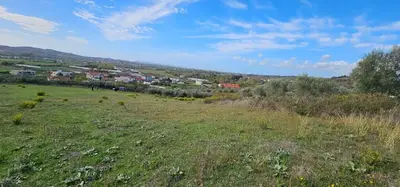 Land for sale in Pjeze, Durrës, 4,000 m². Photo 2 of 4