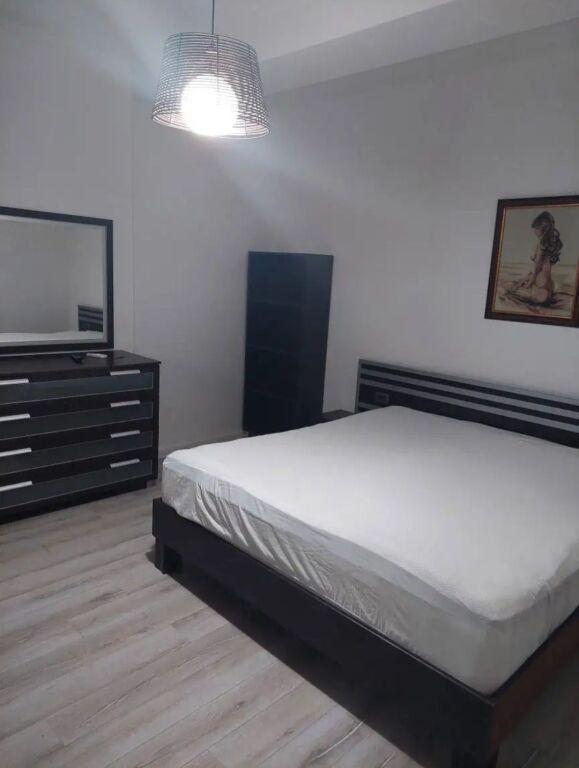 Shtëpi private 2+1 me qera në Rruga Mihal Grameno, Tiranë, 150 m²