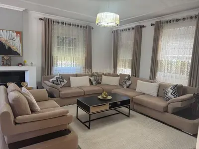 Villa for sale in Ibë, Tirana, 340 m². Photo 4 of 8