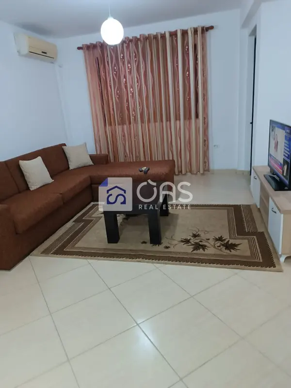 Apartament 2+1 me qera në Casa Italia, Tiranë, 90 m²