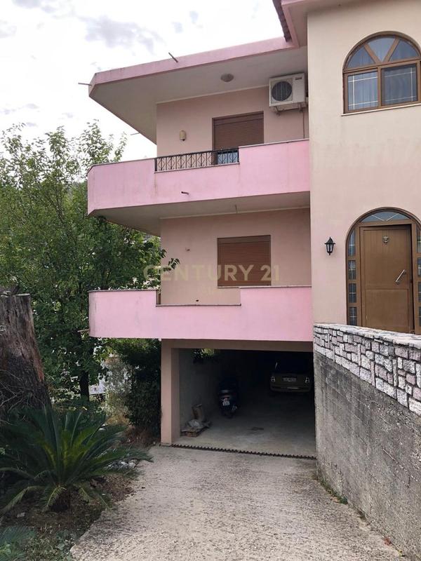 Vilë në shitje në Koder e Shtufit, Gjirokastër, 450 m². Foto 3 nga 10