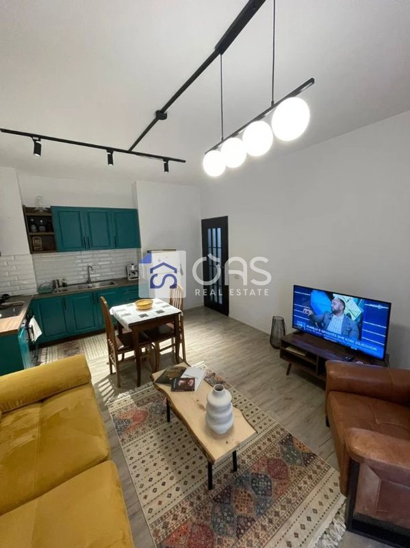 Apartament 1+1 me qera në Rruga e Dibrës, Tiranë, 65 m²