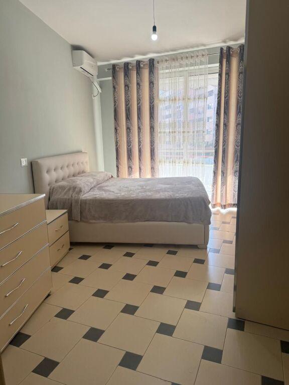 Apartament 2+1 në shitje në Rruga Loni Ligori, Tiranë, 124 m². Foto 3 nga 6