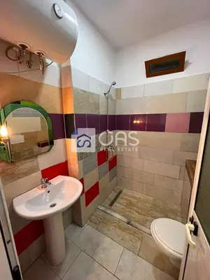 Apartament me qera në Qsut, Tiranë, 45 m². Foto 5 nga 7
