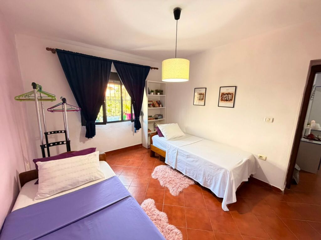 Apartment 1+1 for sale in Rruga Fortuzi, Tirana, 59 m². Photo 3 of 3
