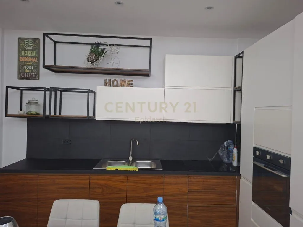 Appartamento 2+1 in affitto a Rruga Adria, Durazzo, 112 m². Foto 1 di 9