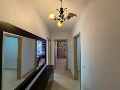 Apartment 2+1 for rent in Komuna e Parisit, Tirana, 196 m². Photo 4 of 12