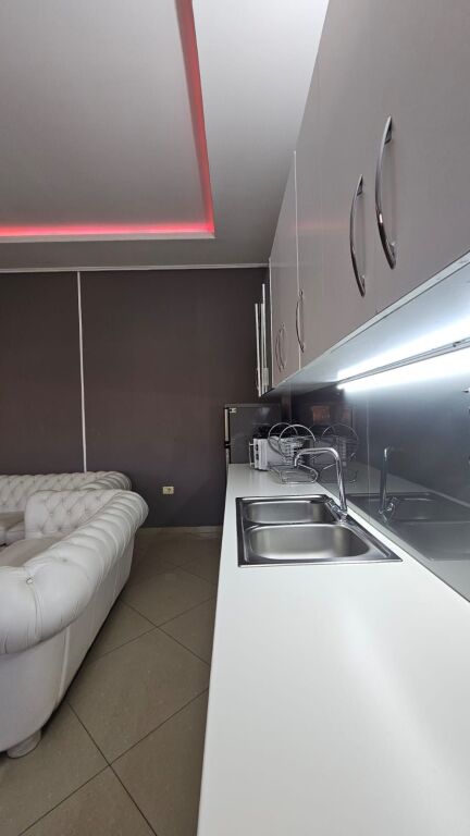 Appartamento 1+1 in affitto a Myslym Shyri, Tirana, 75 m². Foto 3 di 3
