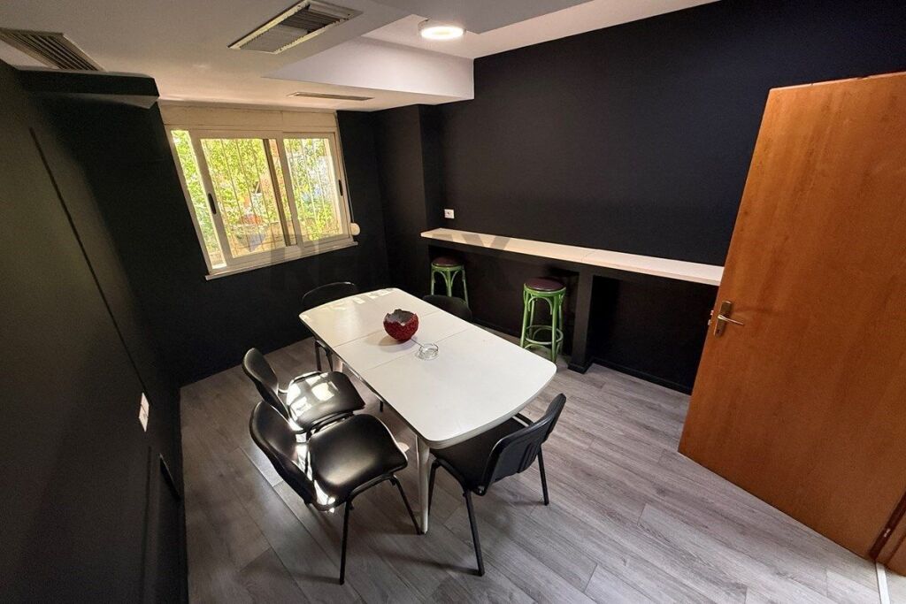Office for rent in Rruga Petro Nini Luarasi, Tirana, 173 m²