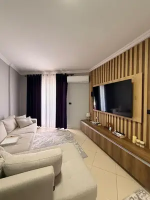Apartament 2+1 me qera në Durrës, 90 m². Foto 1 nga 8