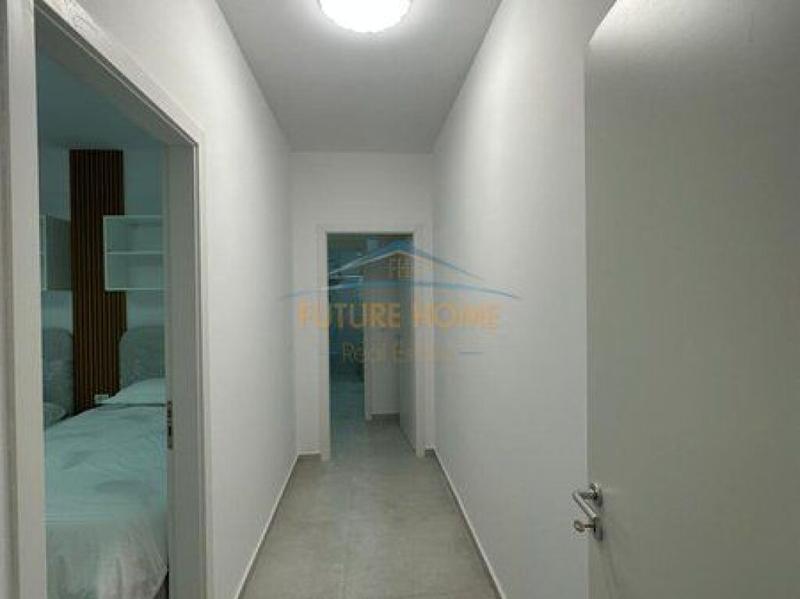 Apartament 2+1 me qera në Shkolla e Kuqe, Tiranë, 99 m². Foto 6 nga 9