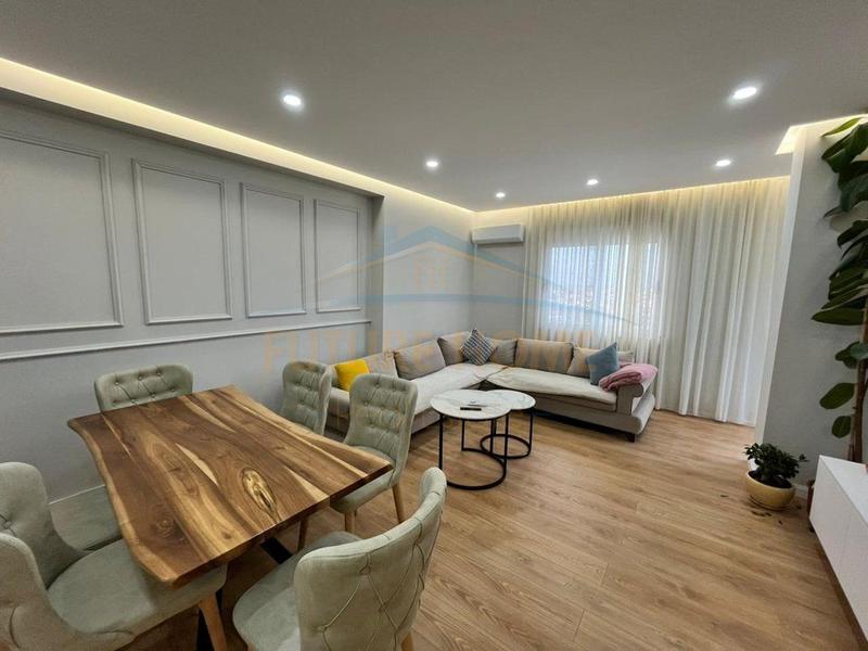 Apartament 2+1 me qera në Qendra e Formimit Profesional ish URT Durres, Durrës, 86 m². Foto 2 nga 3