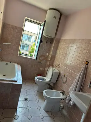 Apartament 1+1 në shitje në Ali Demi, Tiranë, 56 m². Foto 4 nga 4